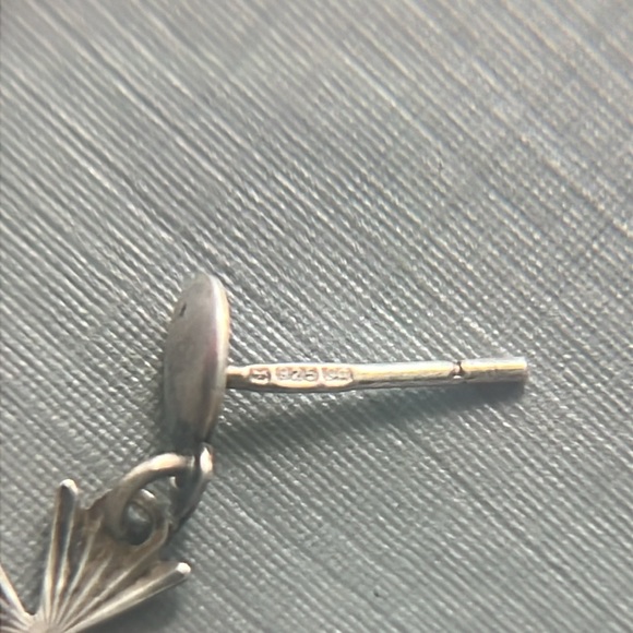 Vintage Maltese cross small dangling earrings signed 925 - Picture 2 of 5